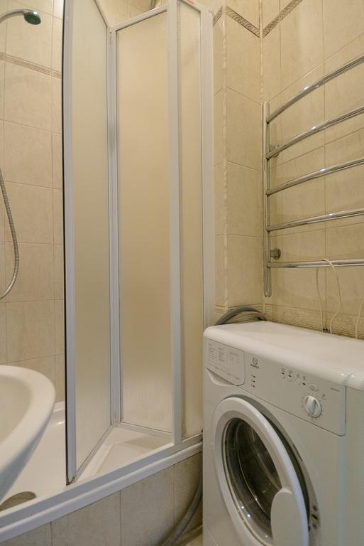 Ferienwohnung Простора 3 Кімнатна Біля Майдану Незалежності Kiew Exterior foto
